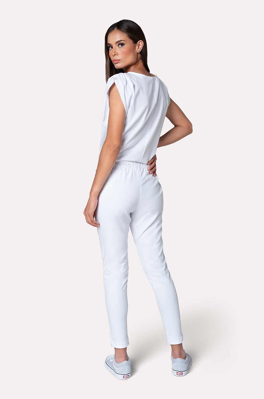 SUMMER WHITE SCRUBS