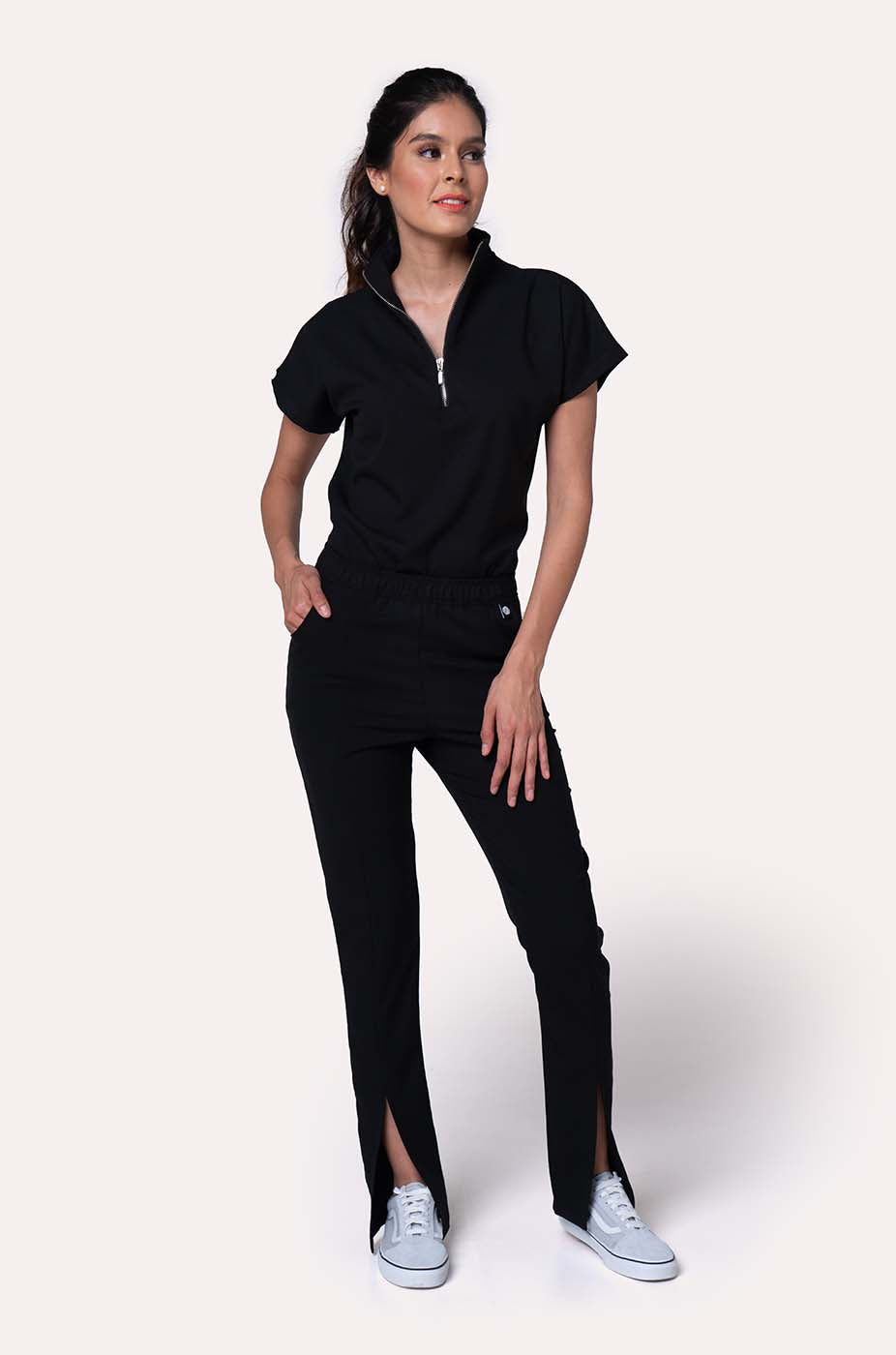 VICTORY BLACK SCRUBS