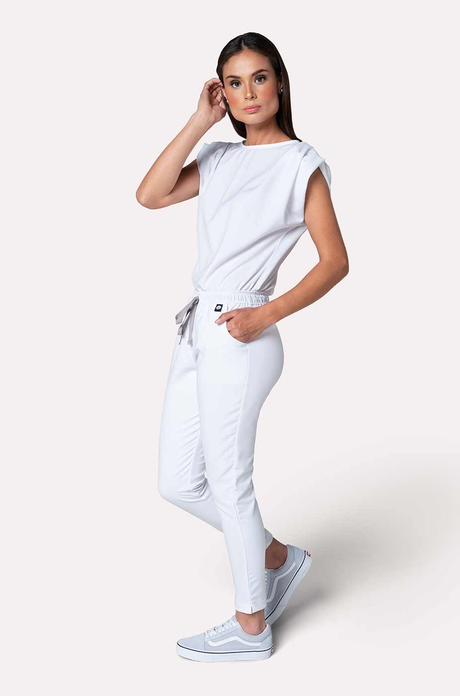 SUMMER WHITE SCRUBS