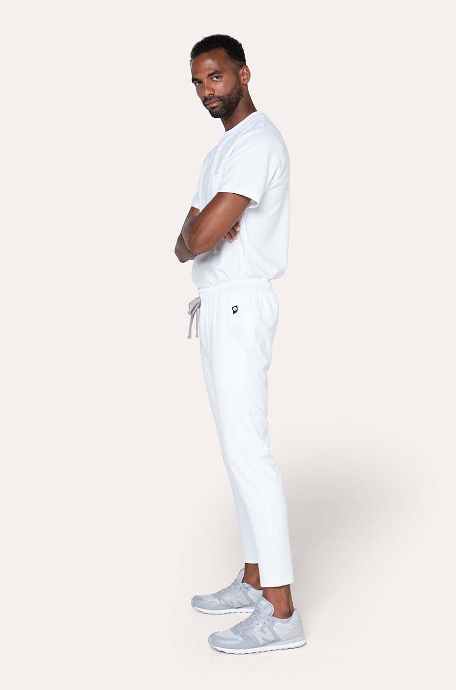 SPORT WHITE SCRUBS