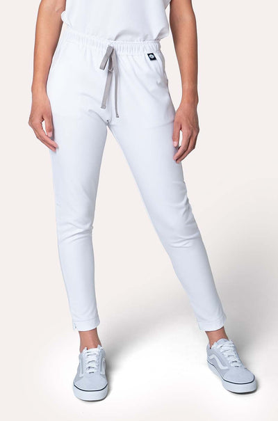 VICTORY WHITE SCRUBS