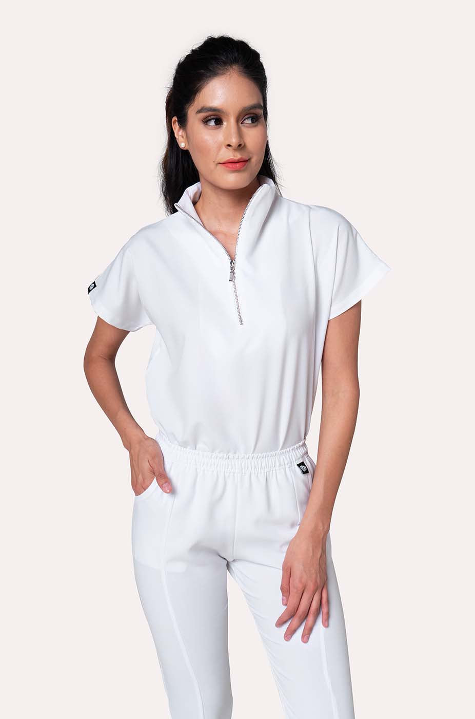 VICTORY WHITE SCRUBS